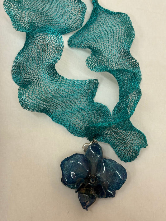 BLUE ORCHID NECKLACE