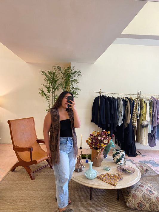 SHORT LEATHER CROCHET VEST