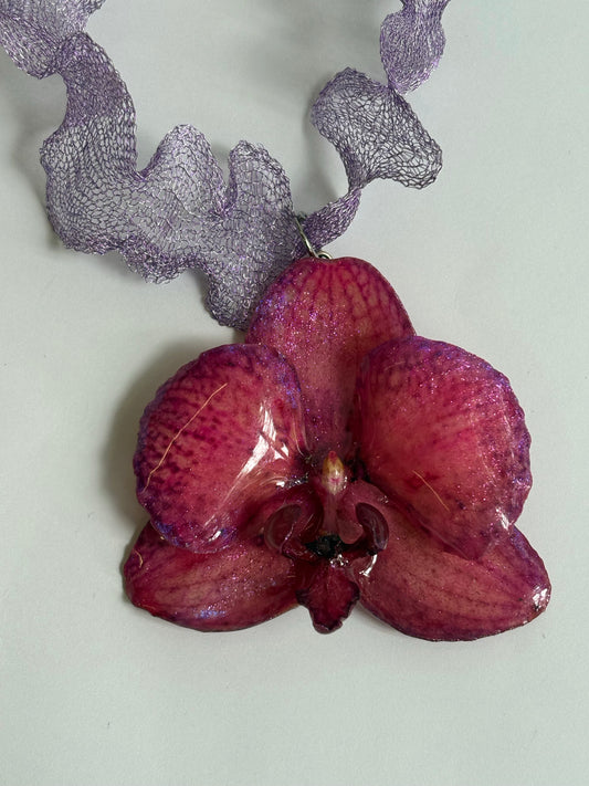 ORCHID NECKLACE - PINK PANTERA