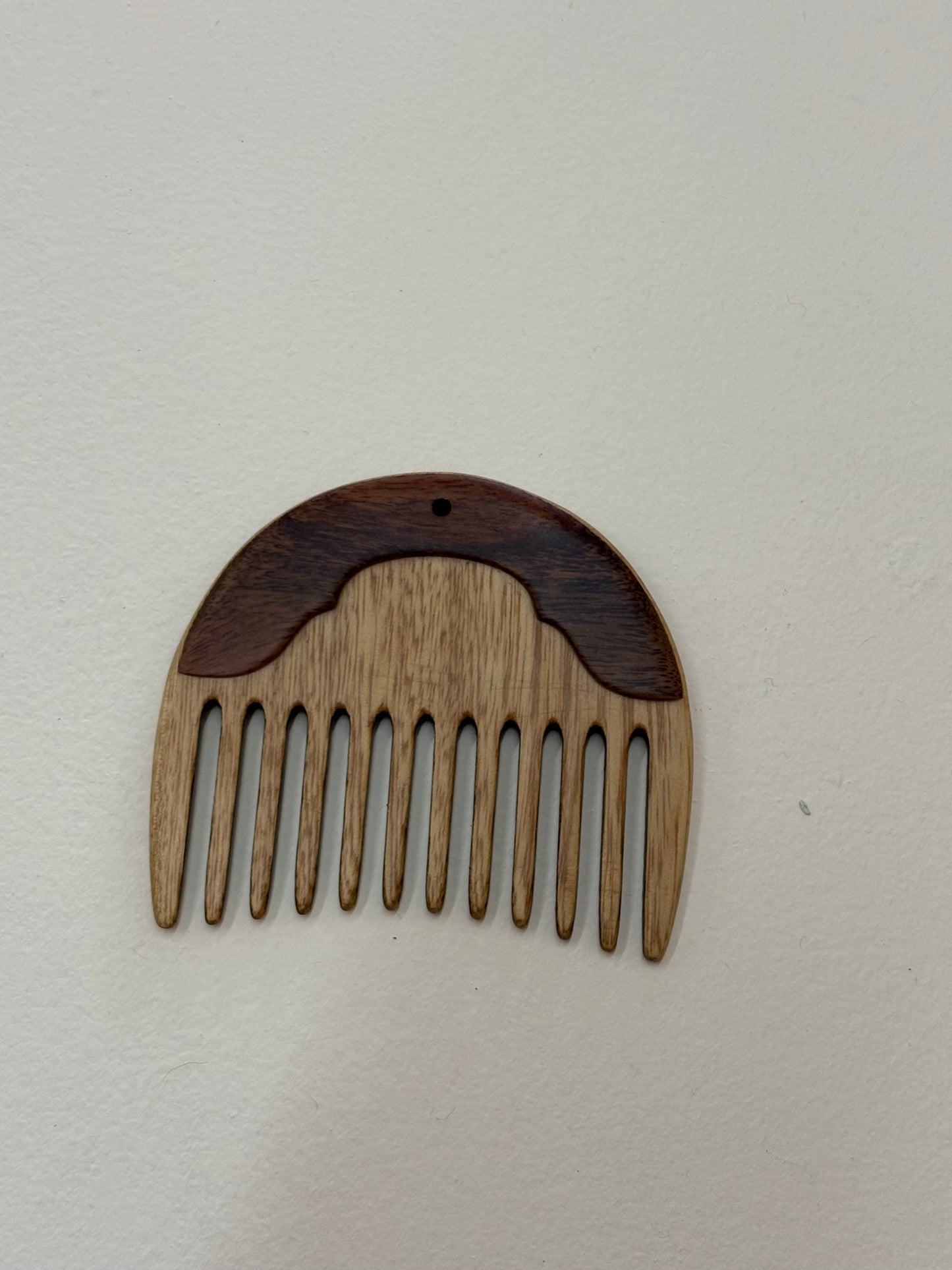 ARTISANAL WOODEN HAIR COMB II