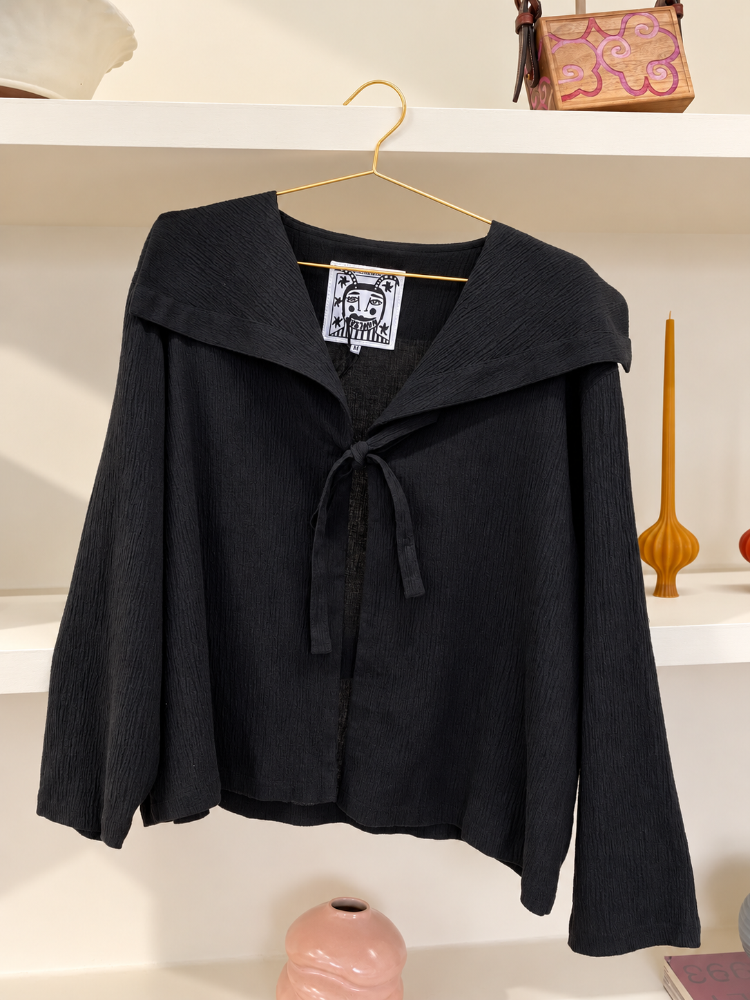 BLACK OVERSHIRT