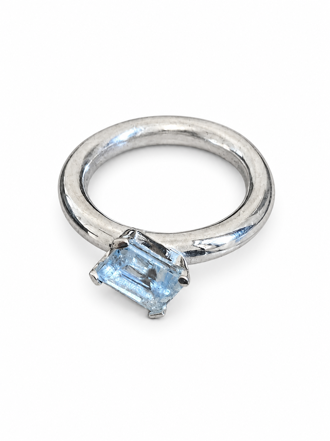 TRANSVERSA RING
