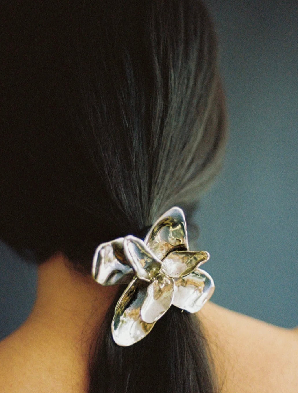 MAGNOLIA LACE NECKLACE