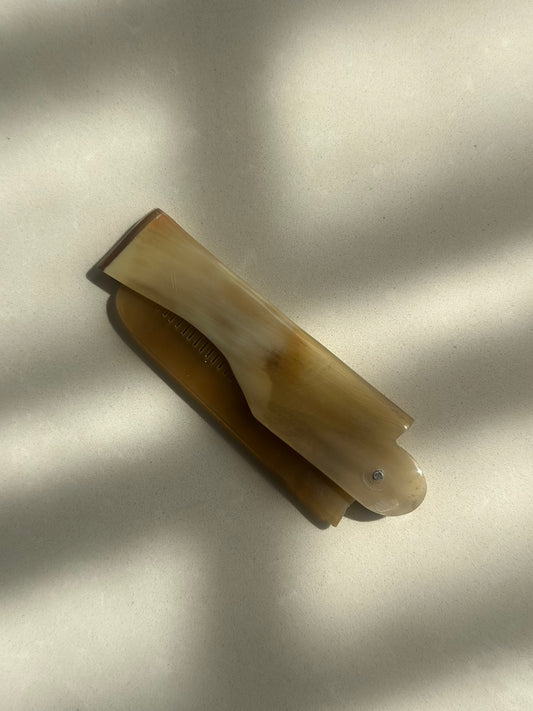 FOLDABLE COMB