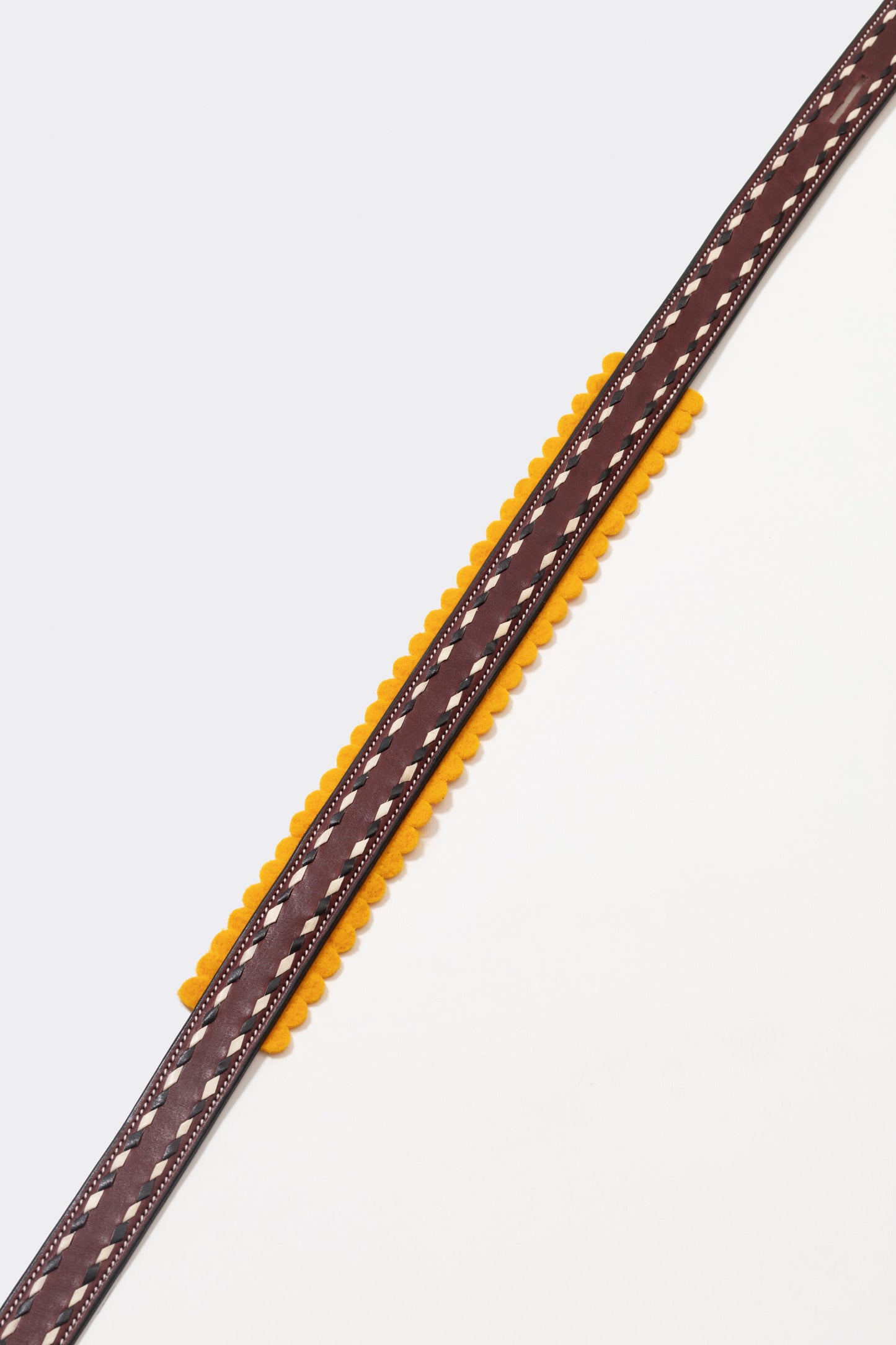 BURGUNDY NUDO BELT