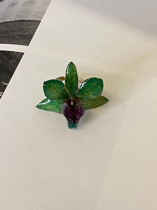 GREEN ORCHID RING