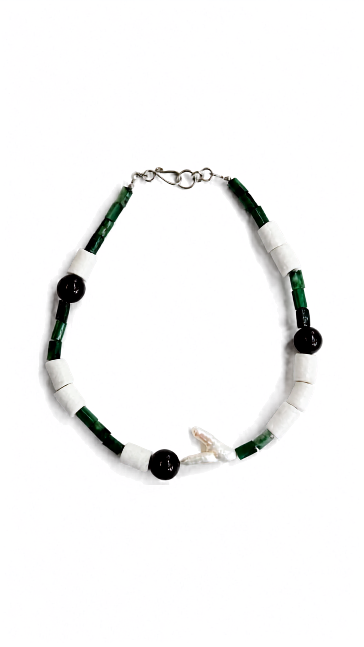 JUCI NECKLACE