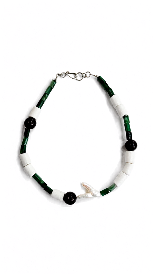 JUCI NECKLACE