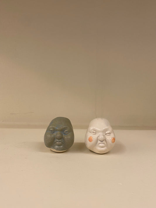 SALT AND PEPPER SHAKER