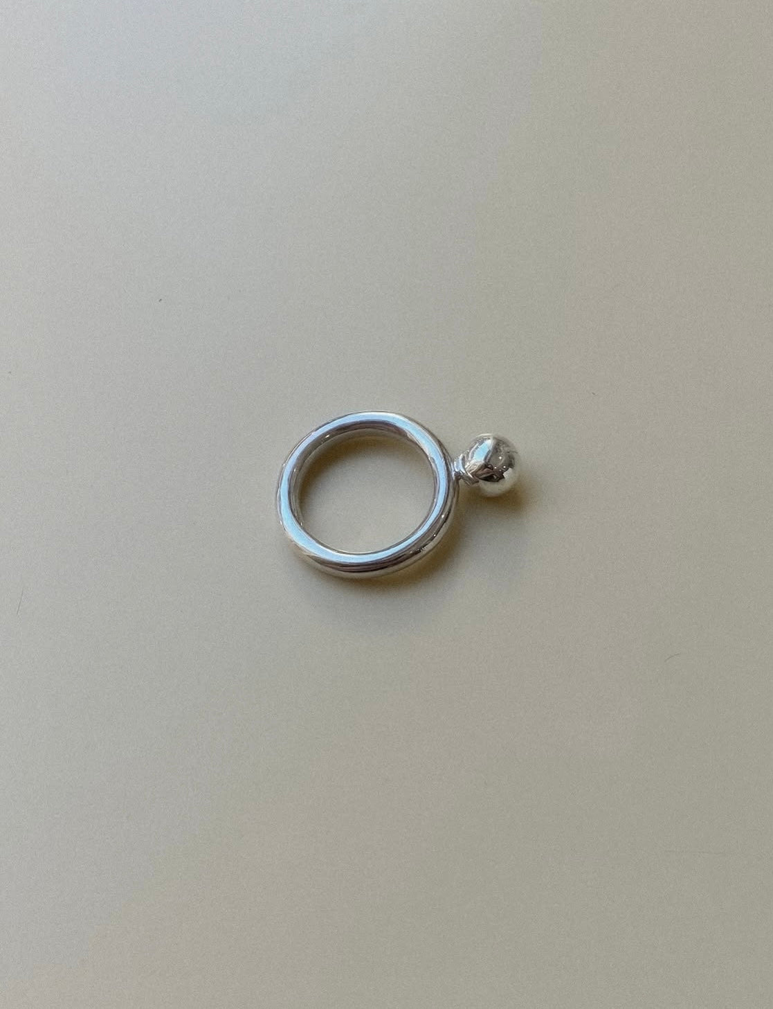 SILVER RING