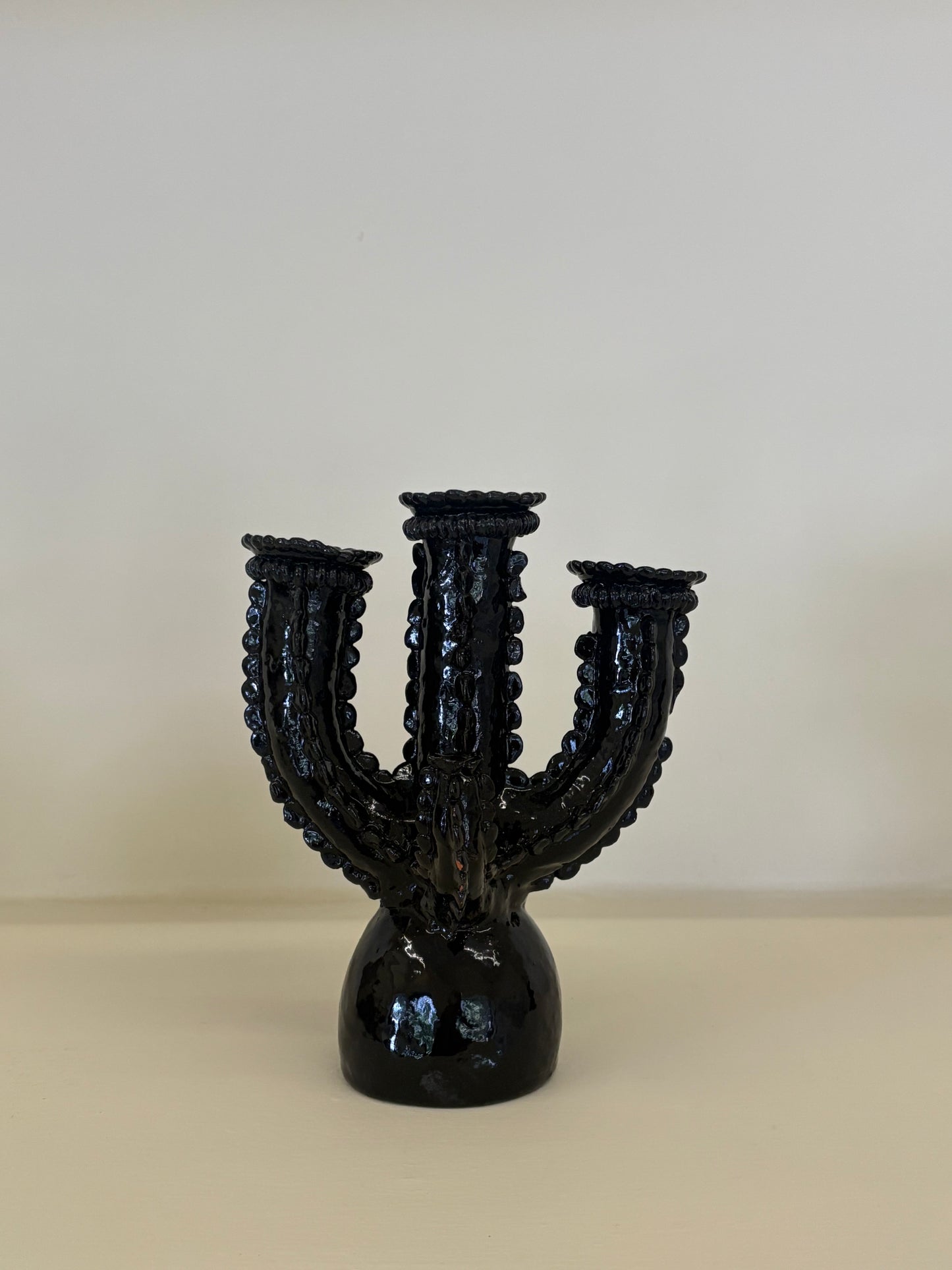 BLACK CERAMIC CANDLE HOLDER