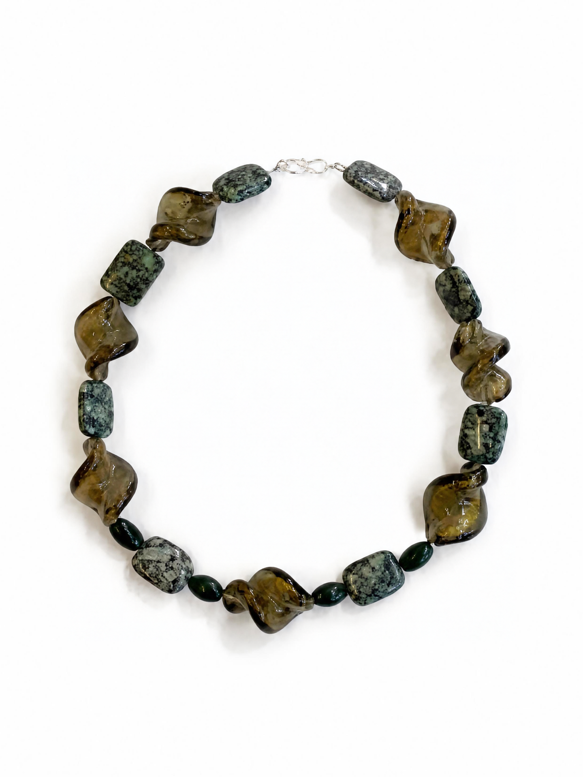 GIRO NECKLACE
