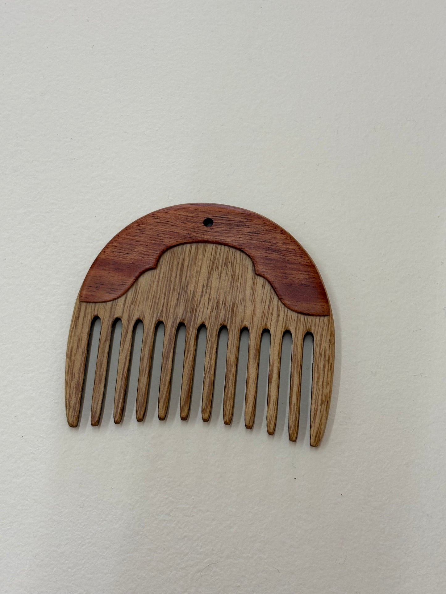 ARTISANAL WOODEN HAIR COMB II