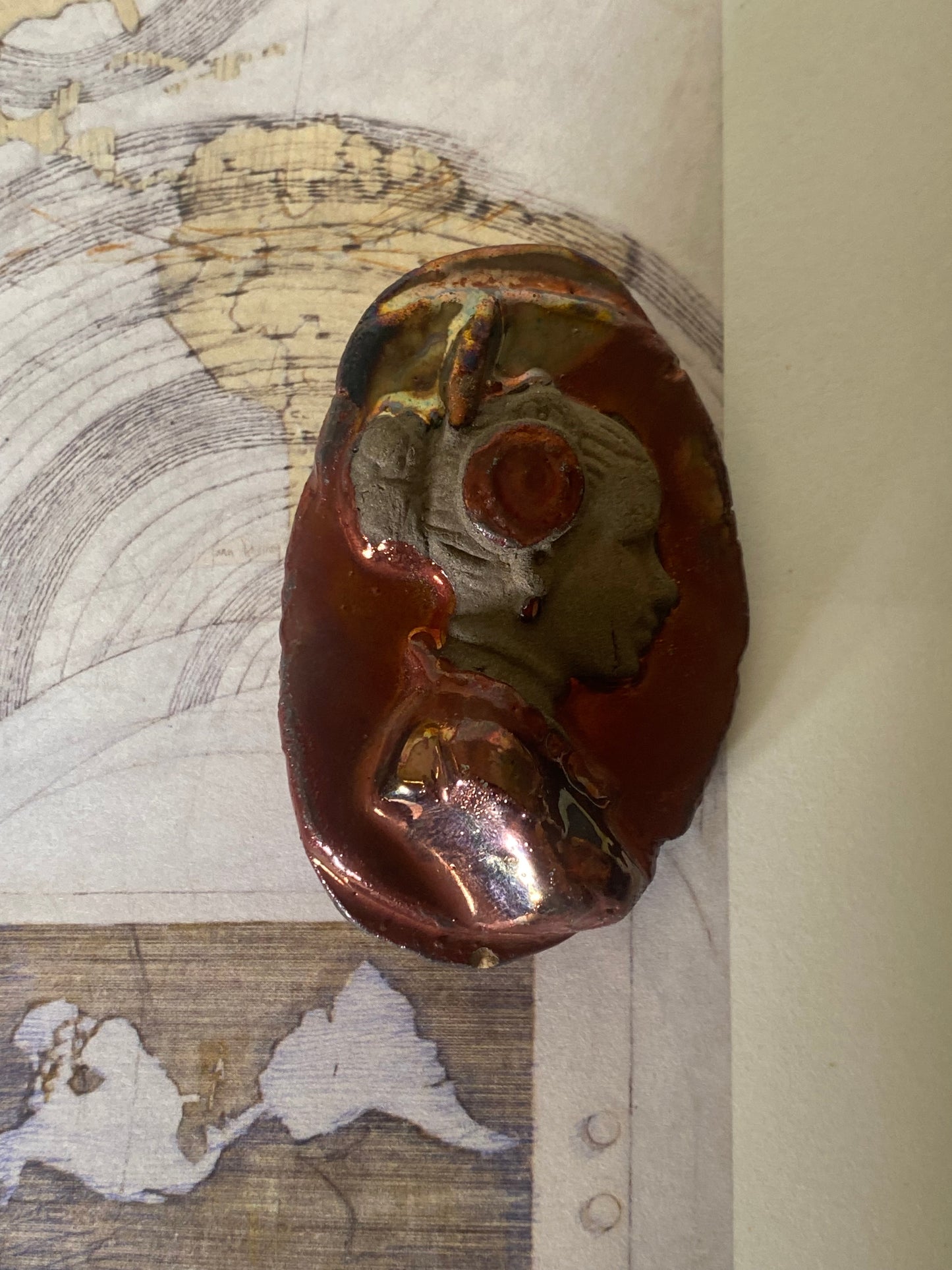 CERAMIC PIN
