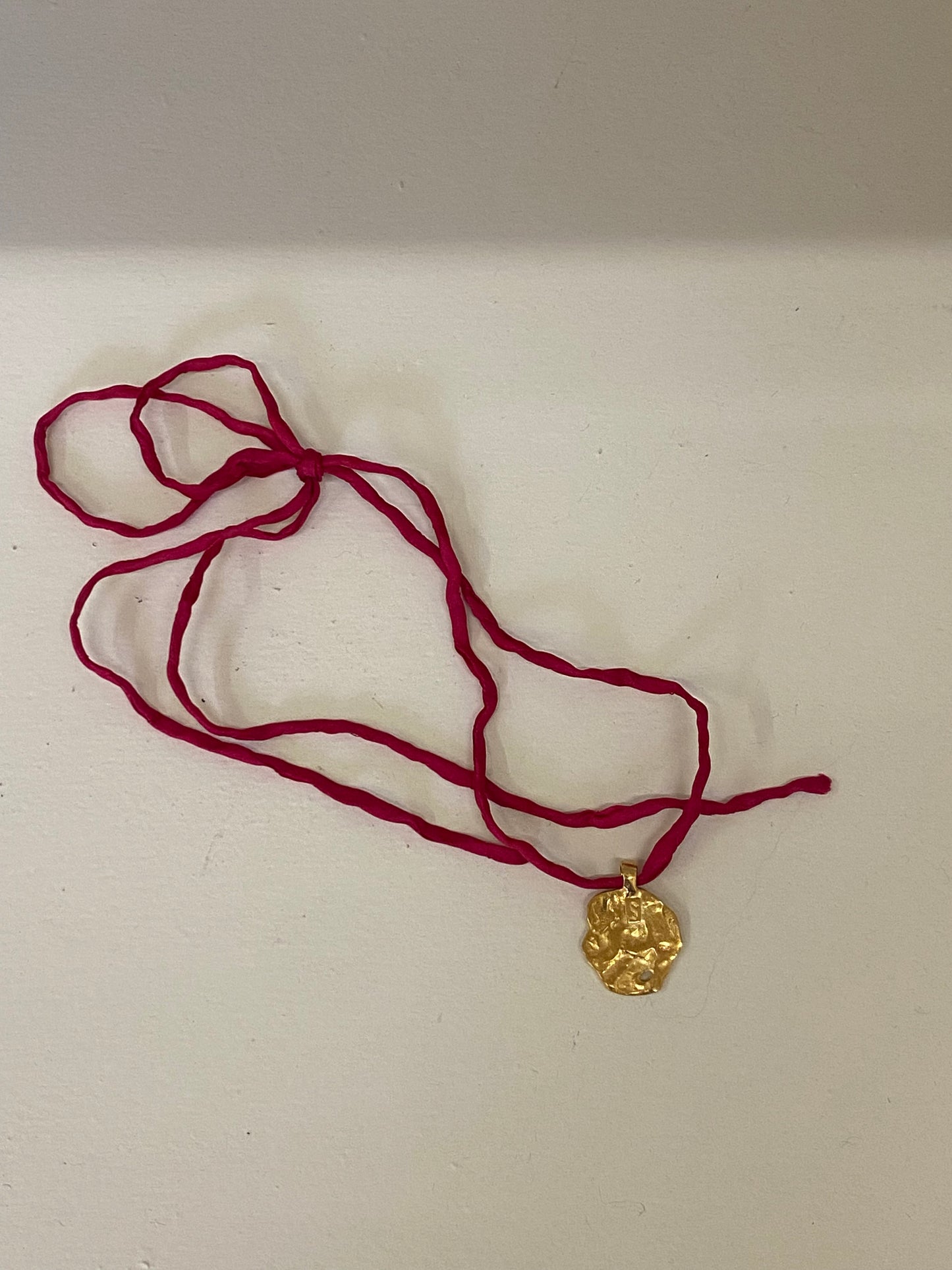 AMULETO CIUDAD DE DIOSES NECKLACE