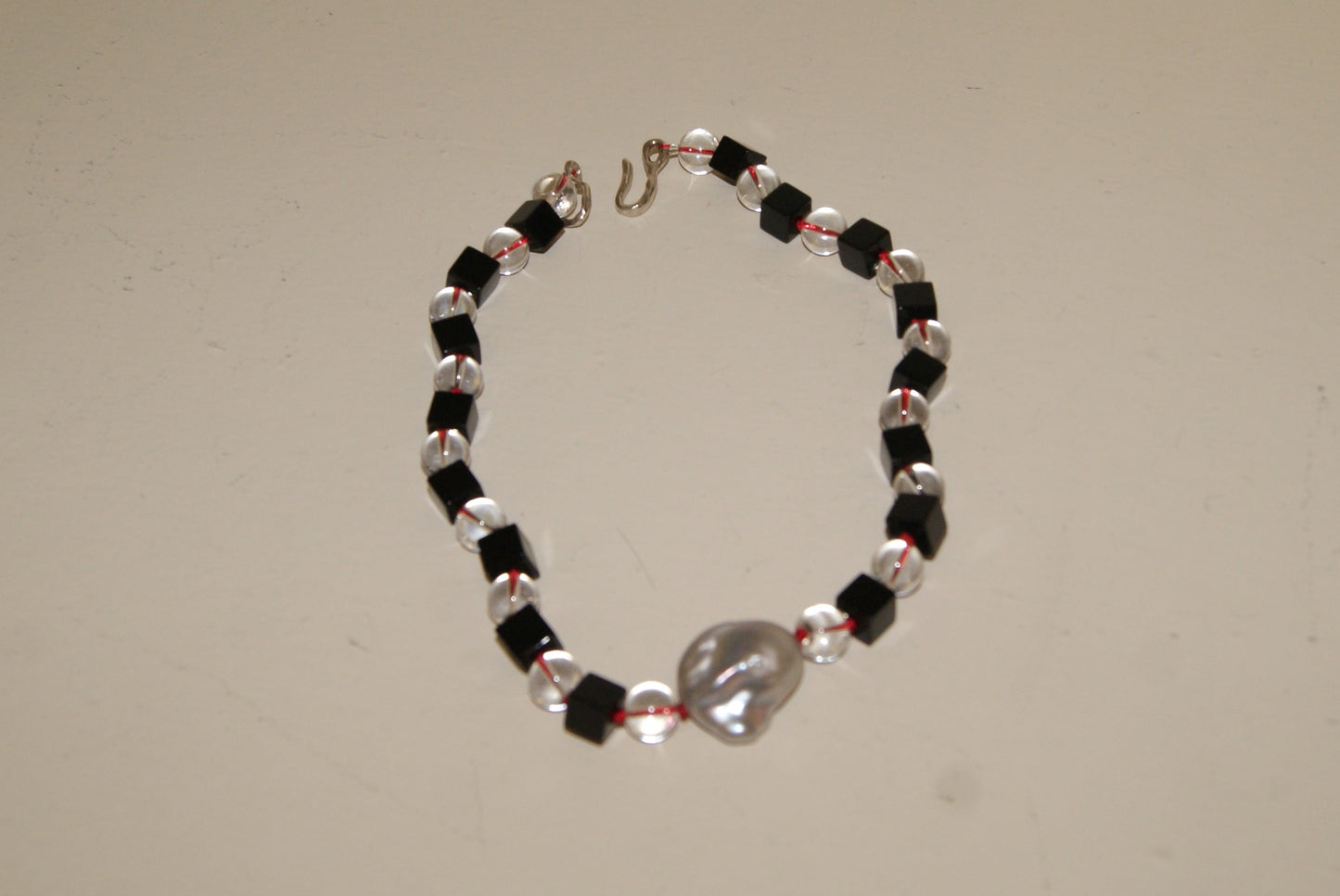 ONYX / CRYSTAL NECKLACE