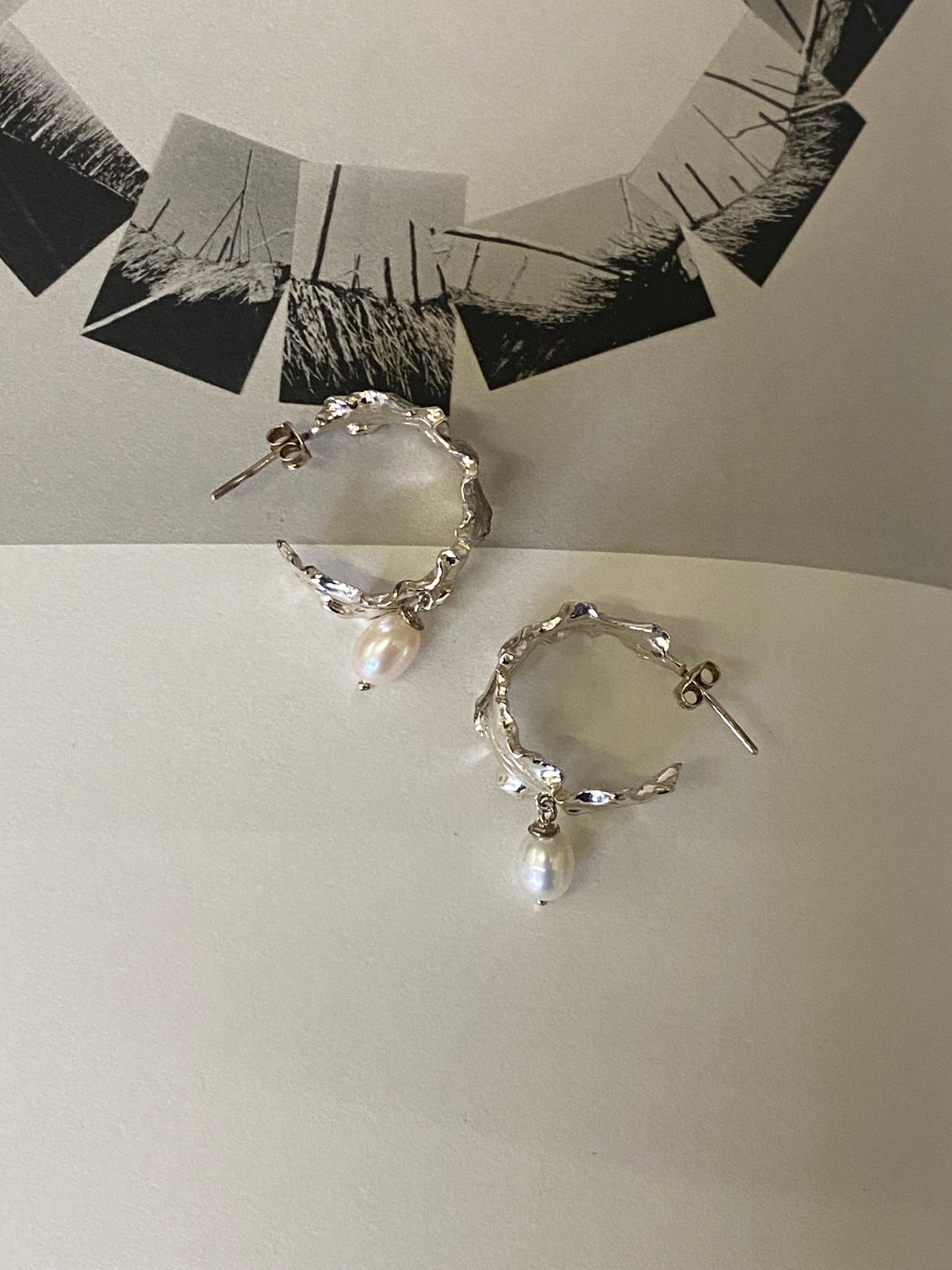 PEARL SILVER HOOPS
