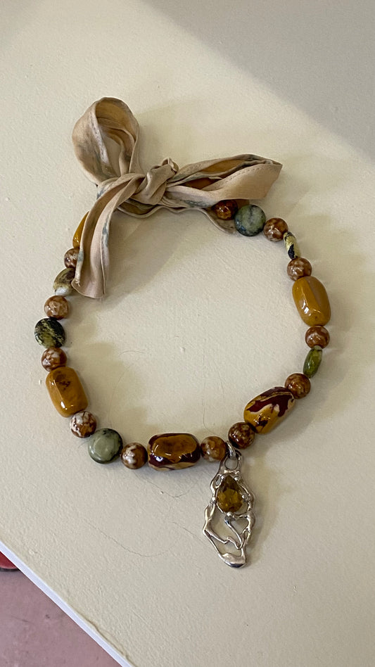 SOFTENHEART CITRINO NECKLACE