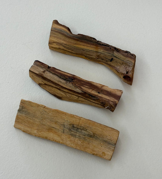 PALO SANTO