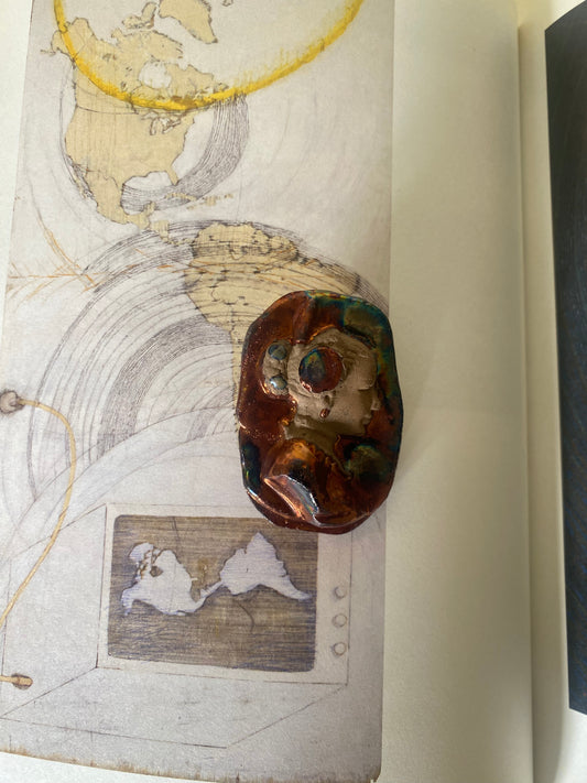 CERAMIC PIN