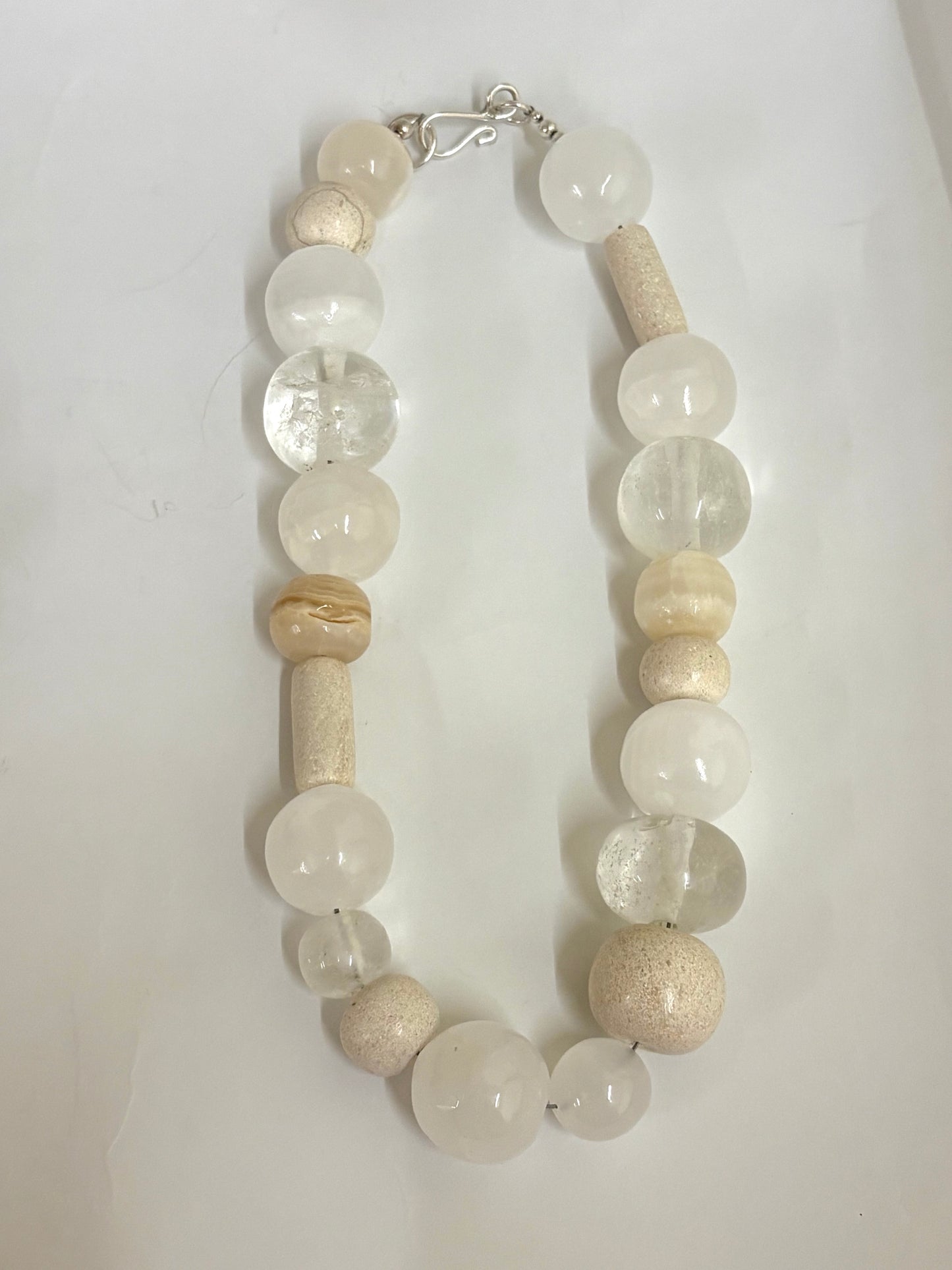 QUARTZ CHUNKY NECKLACE
