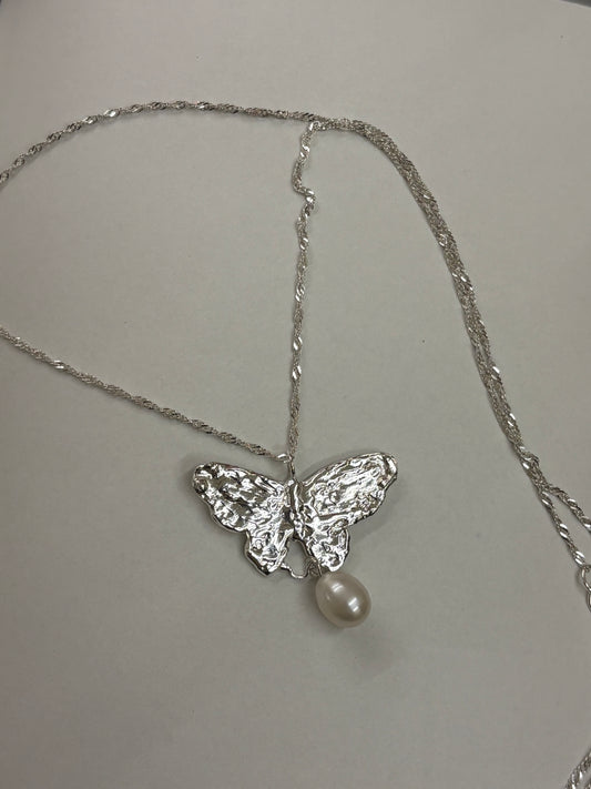 BELI NECKLACE