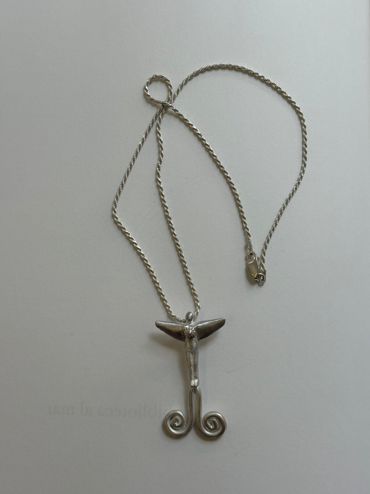 SALMO NECKLACE