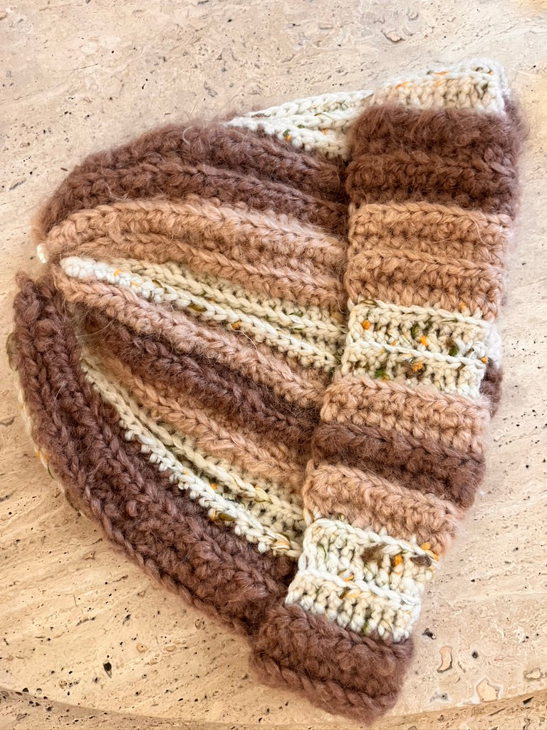 MOHAIR CROCHET BENNIE