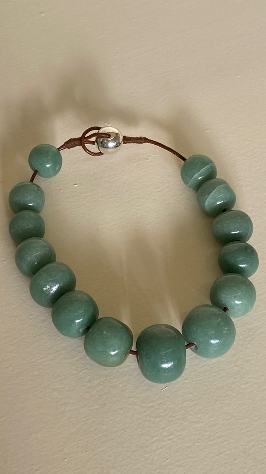 BOLD JADE NECKLACE