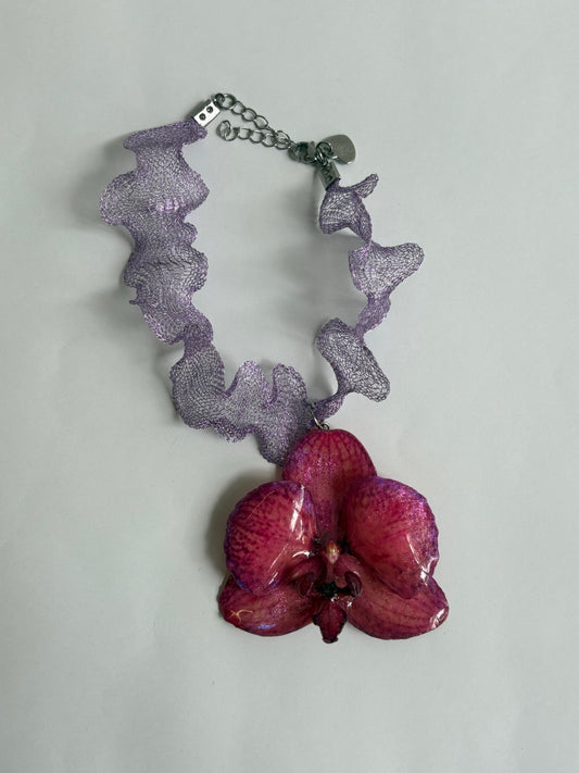 ORCHID NECKLACE - PINK PANTERA