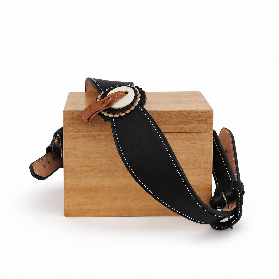 BLACK CORRELLON STRAPS