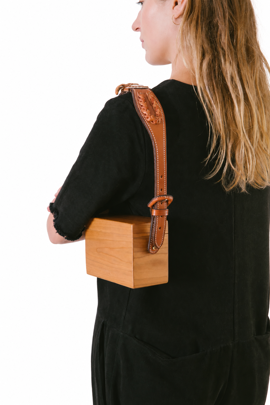 TAN CORRELLON STRAPS