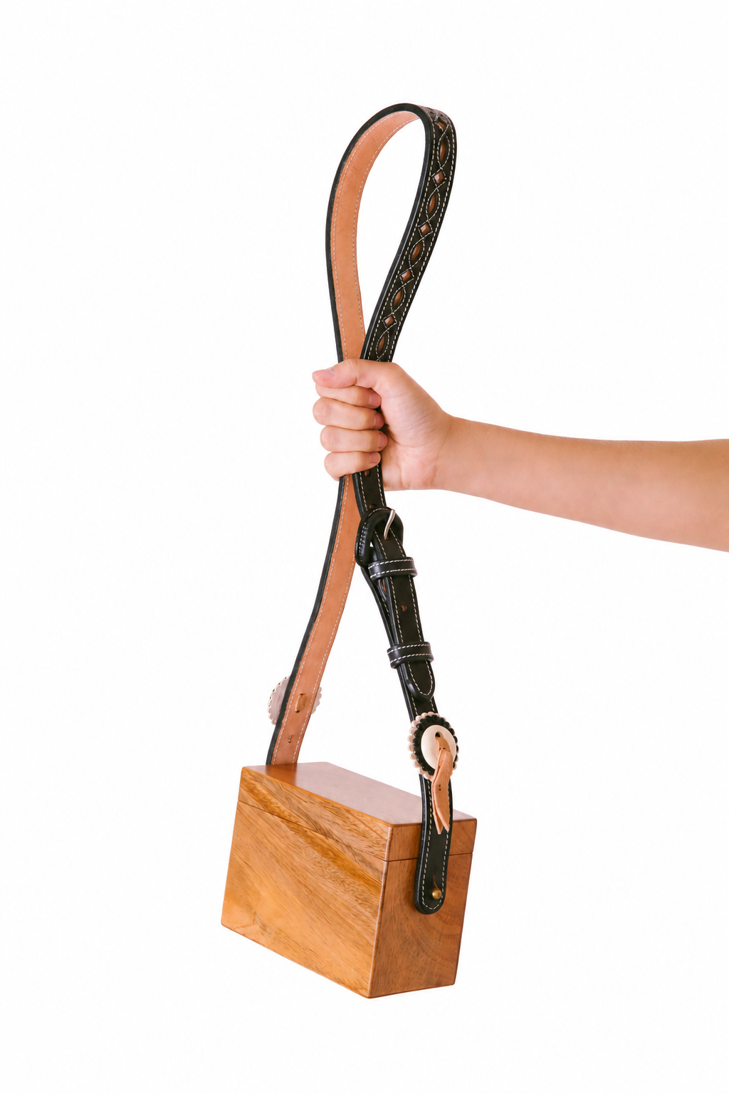 BLACK CHARRA STRAPS