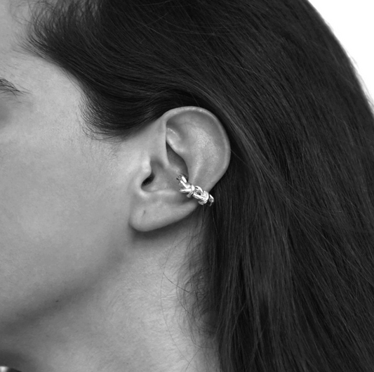 HILOS EAR CUFF